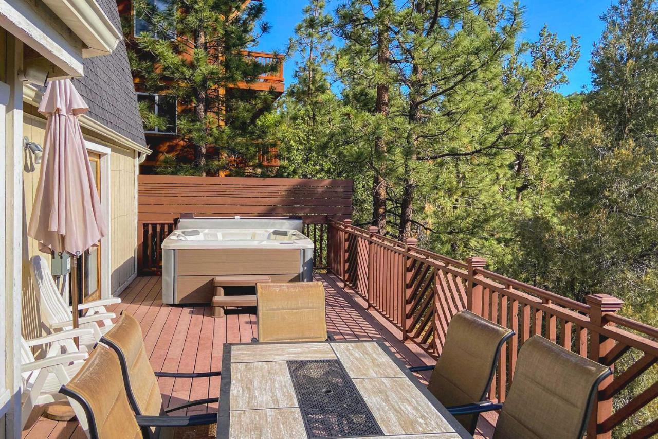 Cozy Getaway Cabin Deck And Hot Tub With Views! Villa Big Bear Lake Exterior photo