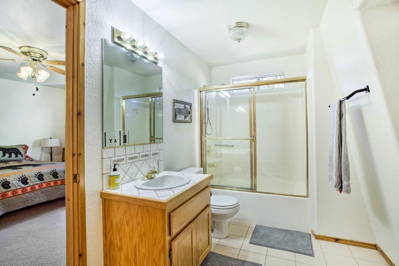 Cozy Getaway Cabin Deck And Hot Tub With Views! Villa Big Bear Lake Exterior photo